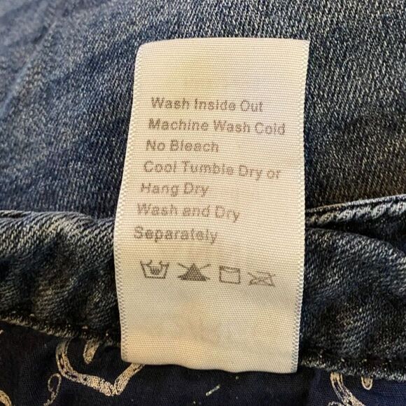 Shyanne Anne Bootcut Distressed Denim Jeans Size 32R - Picture 9 of 9